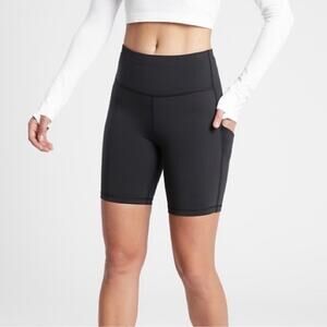 Athleta Ultimate Stash Pocket 7" Biker Shorts Black
Size XS